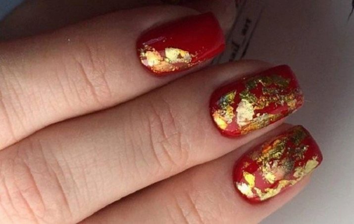 Classy Short Red Nail Ideas (2025)
