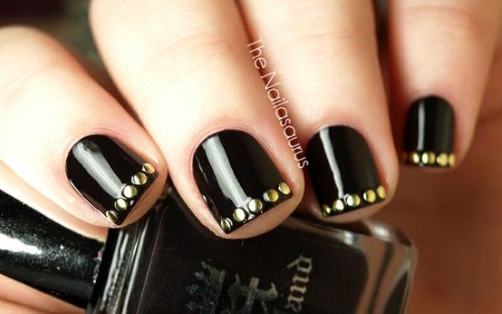 Bold and Beautiful: Edgy Black Nail Art