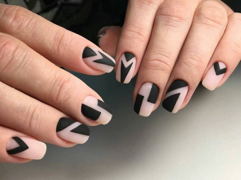 Bold and Beautiful: Edgy Black Nail Art